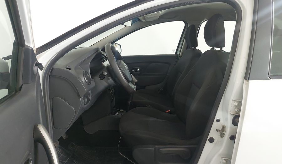 Renault Sandero EXPRESSION Hatchback 2017
