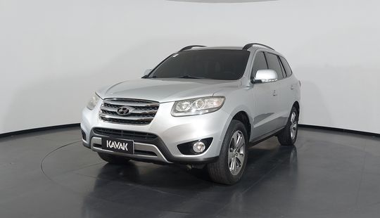Hyundai • Santa Fe