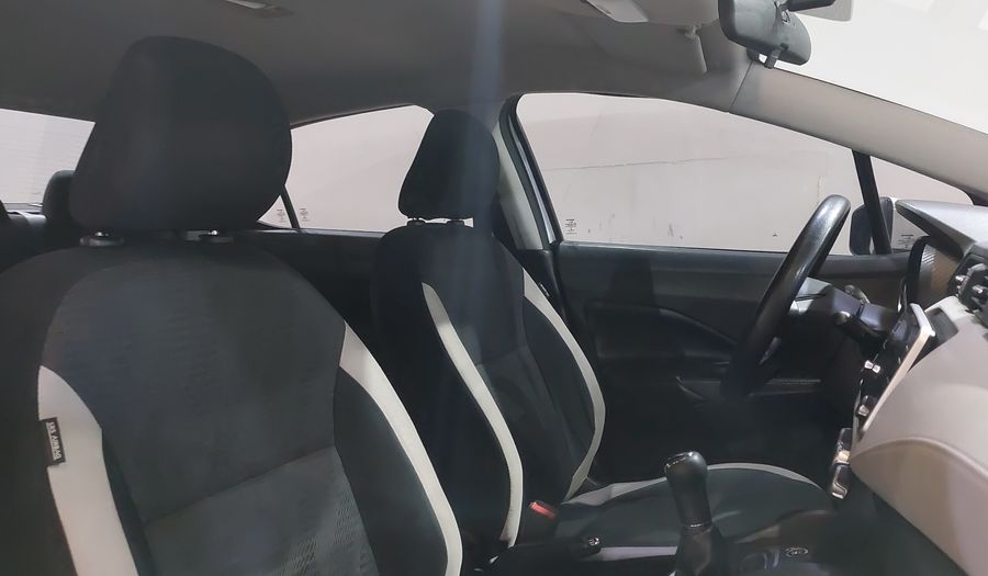 Nissan Versa 1.6 ADVANCE Sedan 2020