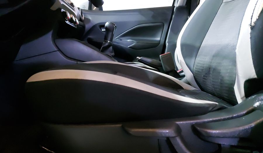 Nissan Versa 1.6 ADVANCE Sedan 2020