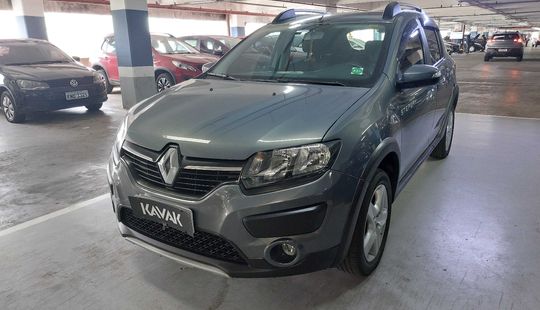 Renault • Sandero