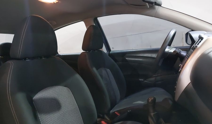 Nissan Versa 1.6 ADVANCE Sedan 2019