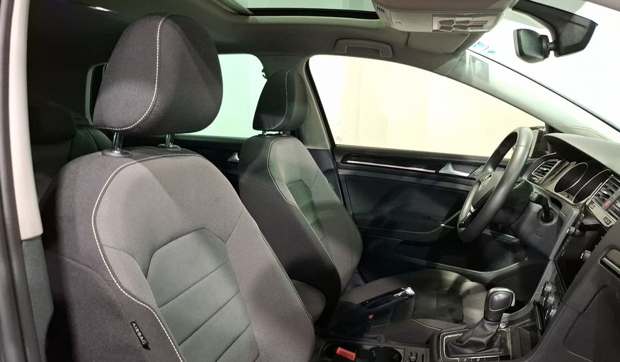 Volkswagen Golf 1.4 HIGHLINE DCT Hatchback 2020