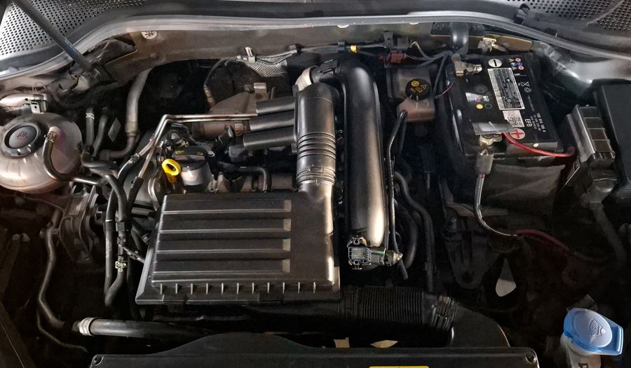 Volkswagen Golf 1.4 HIGHLINE DCT Hatchback 2020