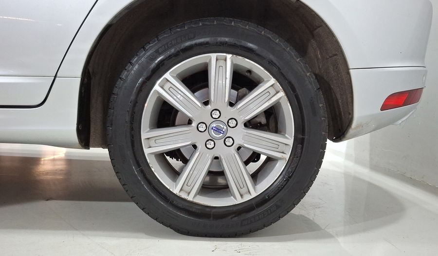 Volvo Xc60 2.0 ADDITION PLUS T5 AT Suv 2016