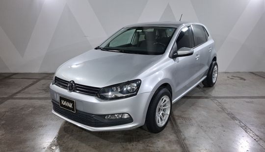 Volkswagen • Polo