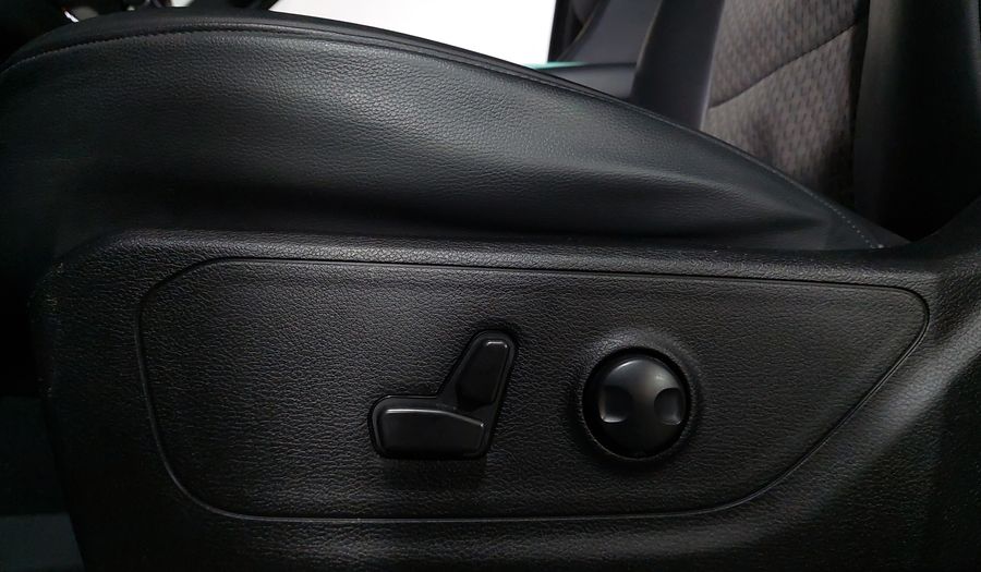 Ram 1500 3.6 MHEV BIGHORN AUTO 4WD Pickup 2025