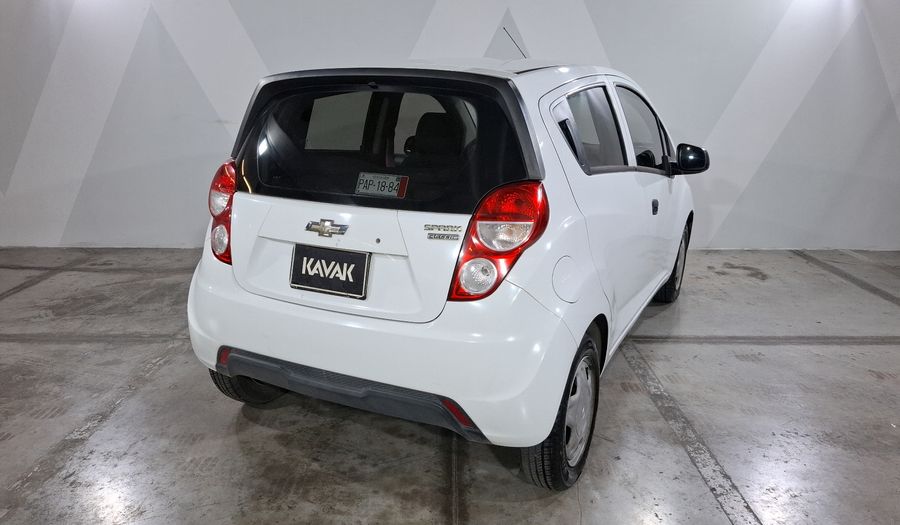 Chevrolet Spark Classic 1.2 LS A MT Hatchback 2016