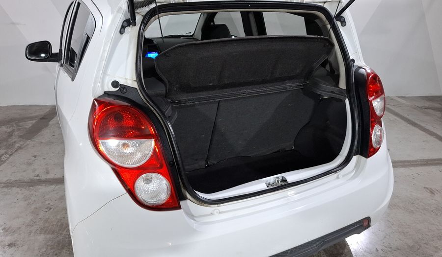 Chevrolet Spark Classic 1.2 LS A MT Hatchback 2016