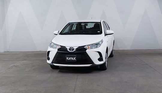Toyota • Yaris
