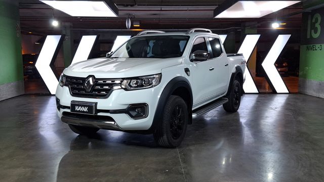 Renault • Alaskan