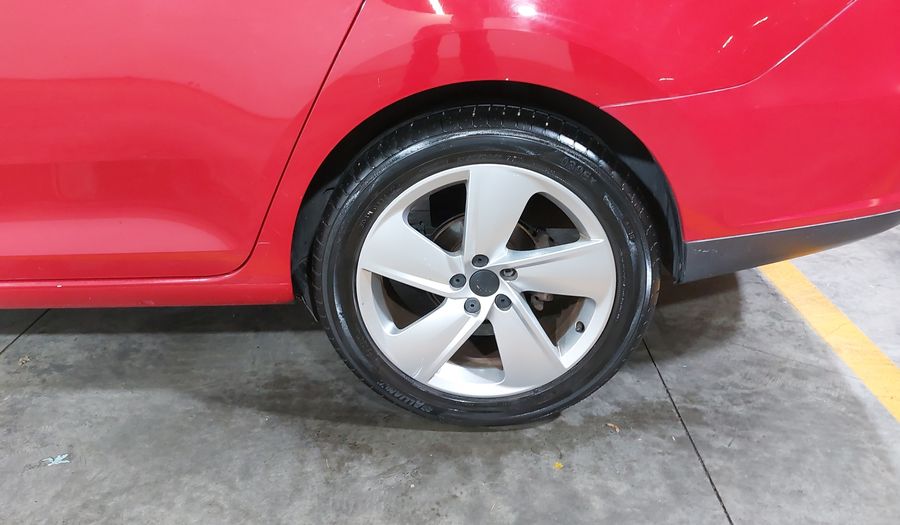 Seat Toledo 1.4 TSI STYLE DSG Sedan 2013