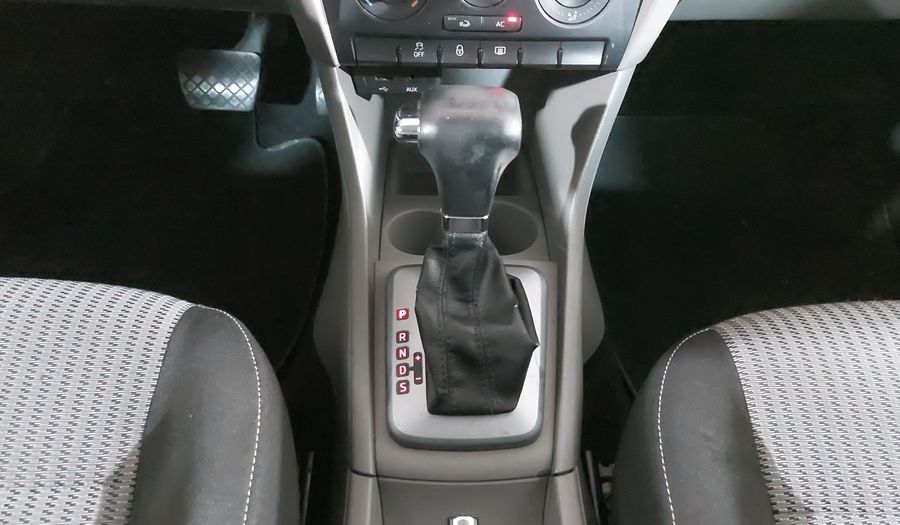 Seat Toledo 1.4 TSI STYLE DSG Sedan 2013