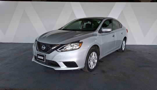 Nissan • Sentra