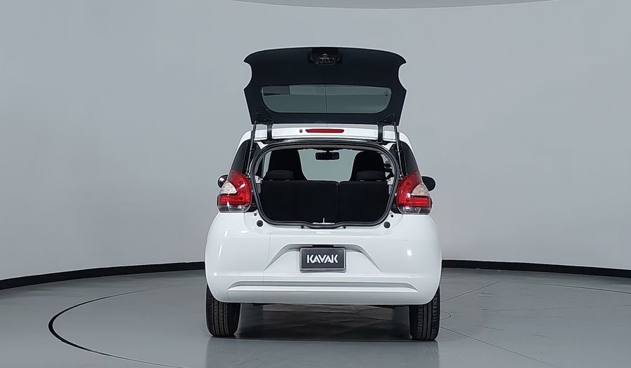 Fiat Mobi 1.0 EASY Hatchback 2017