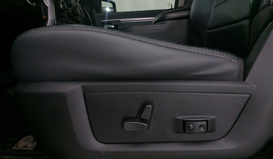 Ram 1500 5.7 HEMI SPORT CREW CAB 4X4 V8 8AT Pickup 2022
