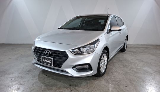 Hyundai • Accent
