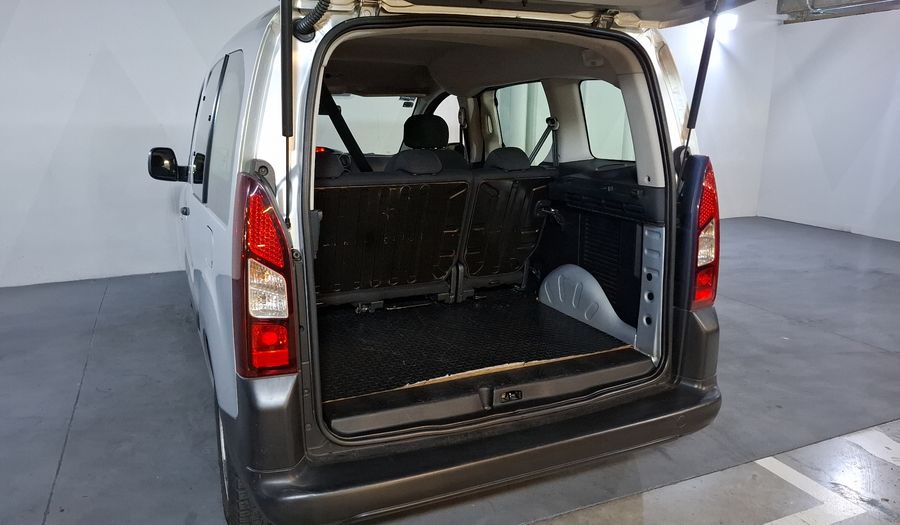 Peugeot Partner Tepee 1.6 HDI TURBO TEPEE 4P Minivan 2019