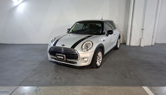 Mini • Cooper