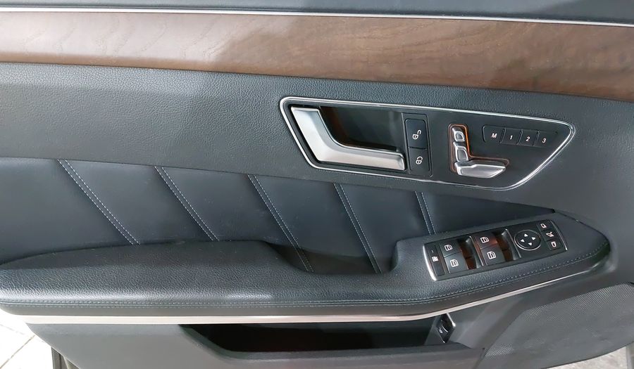 Mercedes Benz Clase E 3.0 400 CGI SPORT AT Sedan 2014