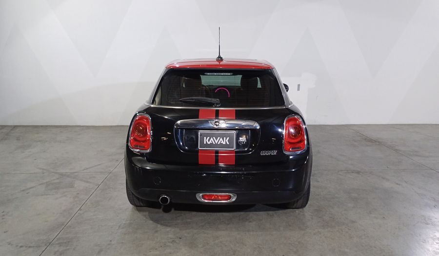Mini Cooper 1.5 COOPER CHILI AT Hatchback 2016
