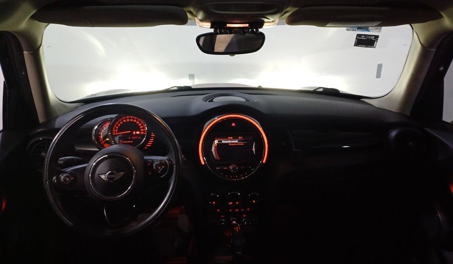 Mini Cooper 1.5 COOPER CHILI AT Hatchback 2016