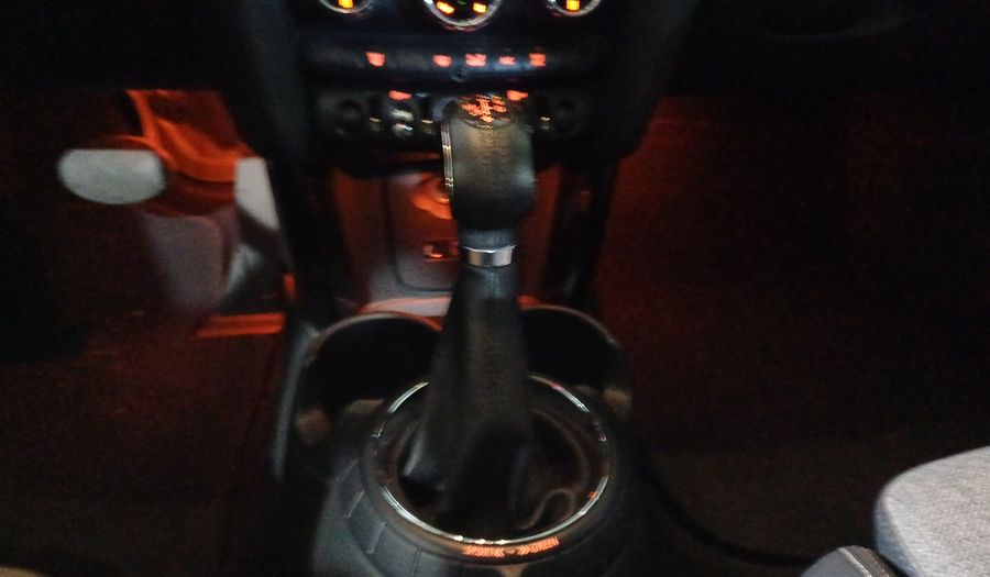 Mini Cooper 1.5 COOPER CHILI AT Hatchback 2016