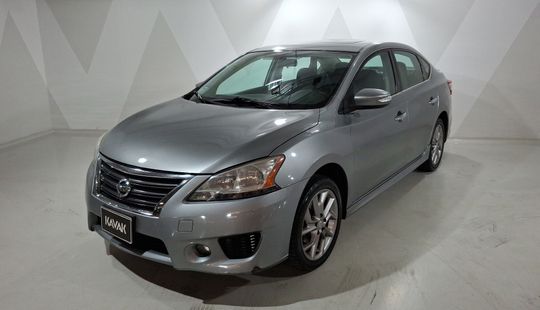 Nissan • Sentra