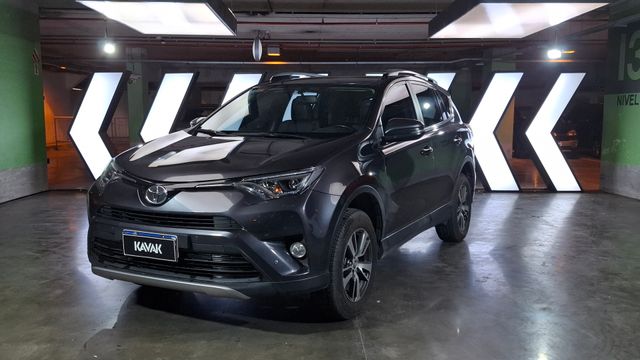 Toyota • RAV4