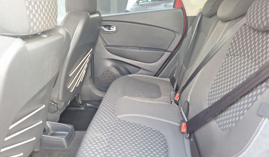 Renault Captur 1.2T AUTO INTENS Hatchback 2019