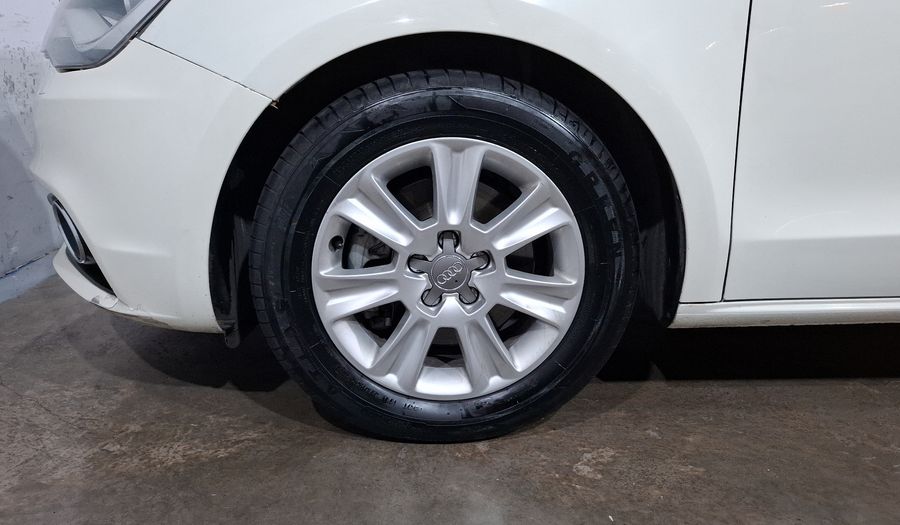 Audi A1 1.4 TFSI COOL S TRONIC Hatchback 2015