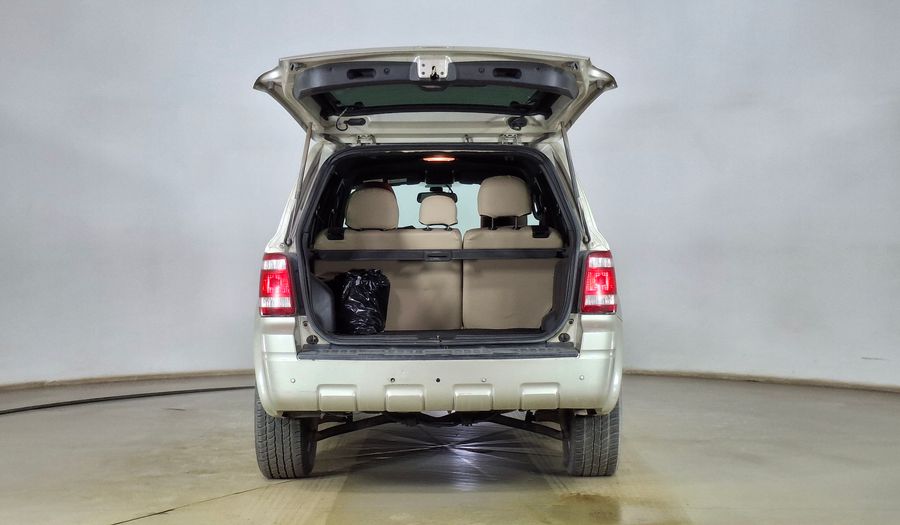 Ford Escape 2.5 XLT AUTO 4X2 Suv 2011