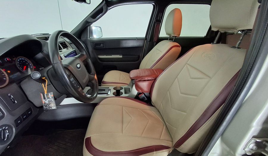 Ford Escape 2.5 XLT AUTO 4X2 Suv 2011