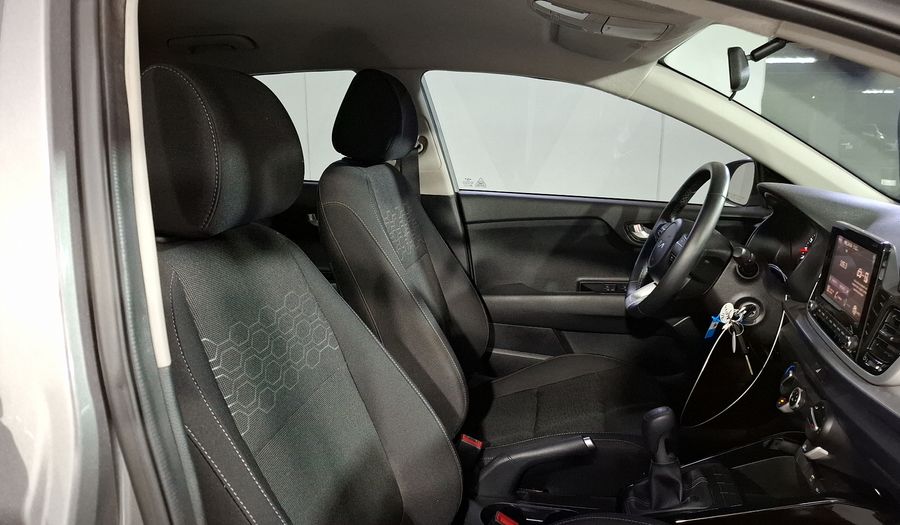 Kia Rio 1.6 LX Sedan 2023