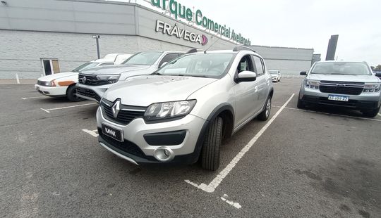 Renault • Sandero Stepway