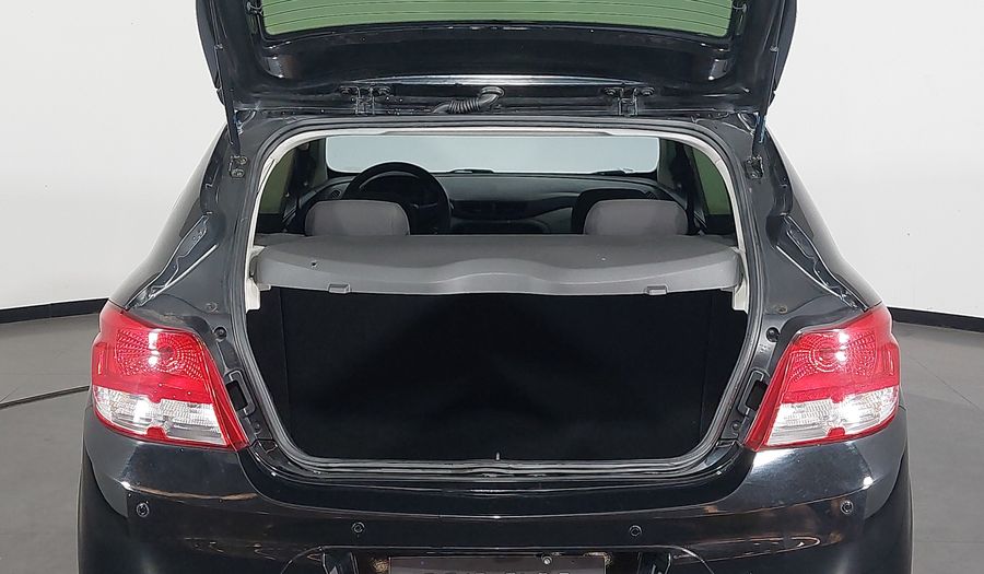 Chevrolet Onix MPFI JOY Hatchback 2017