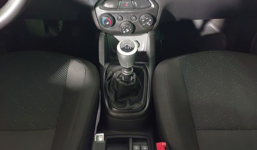 Chevrolet Onix MPFI JOY Hatchback 2017