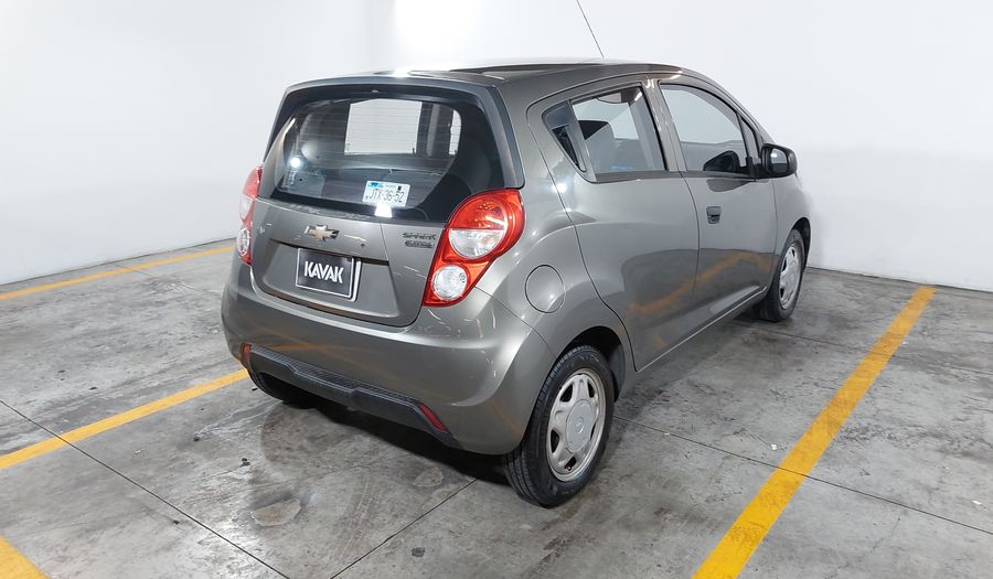 Chevrolet Spark 1.4 LT B MT Hatchback 2017