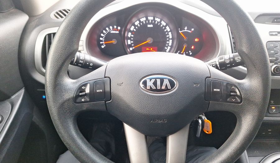 Kia Sportage 2.0 LX AC DAB Suv 2015