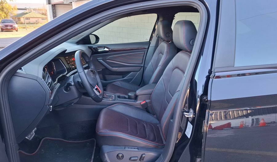 Volkswagen Vento 2.0 GLI DSG Sedan 2024