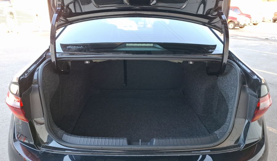 Volkswagen Vento 2.0 GLI DSG Sedan 2024