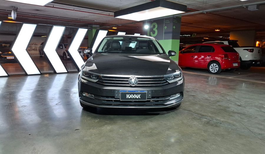 Volkswagen Passat 2.0 TSI DSG HIGHLINE Sedan 2018