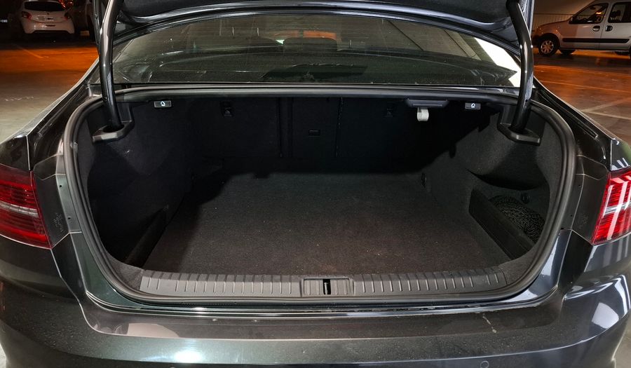 Volkswagen Passat 2.0 TSI DSG HIGHLINE Sedan 2018