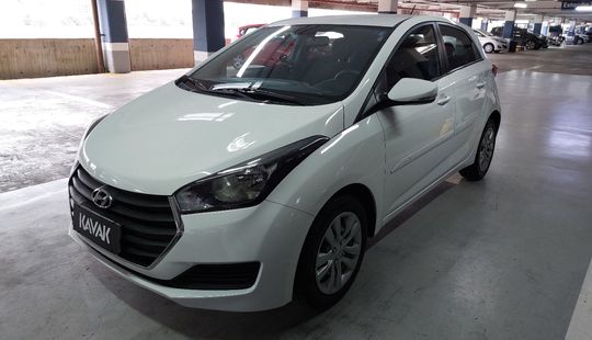 Hyundai • HB20
