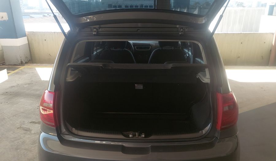 Volkswagen Fox 1.6 MI TREND FLEX Hatchback 2013