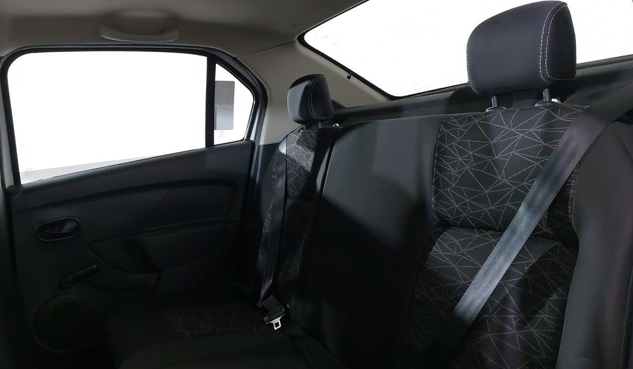 Renault Logan 1.6 EXPRESSION AT Sedan 2017