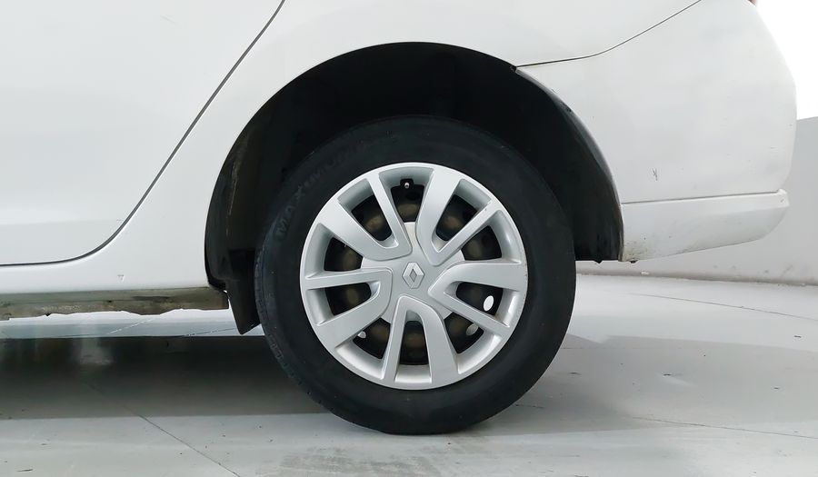 Renault Logan 1.6 EXPRESSION AT Sedan 2017