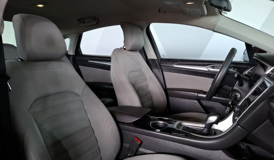 Ford Fusion 2.5 S I4 AT Sedan 2013