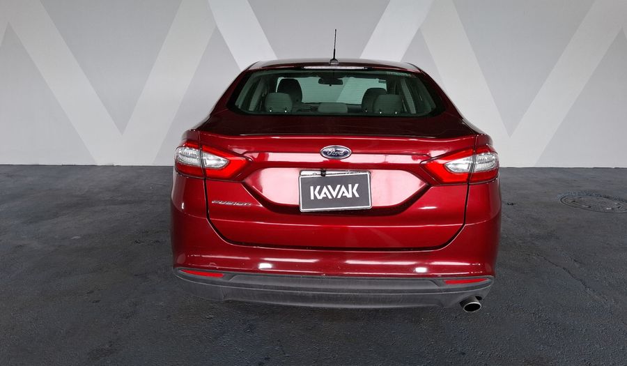 Ford Fusion 2.5 S I4 AT Sedan 2013