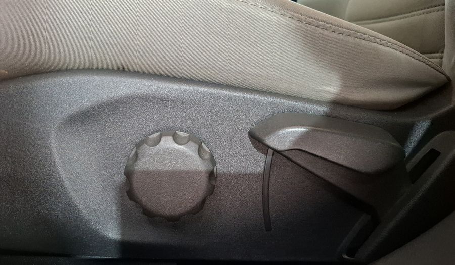 Ford Fusion 2.5 S I4 AT Sedan 2013